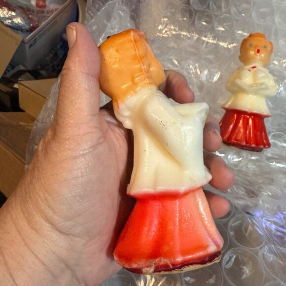 2 Vintage Large Gurley Christmas Choir Girl Boy Candles 5” Red Robe Unburned rea - Picture 4 of 10